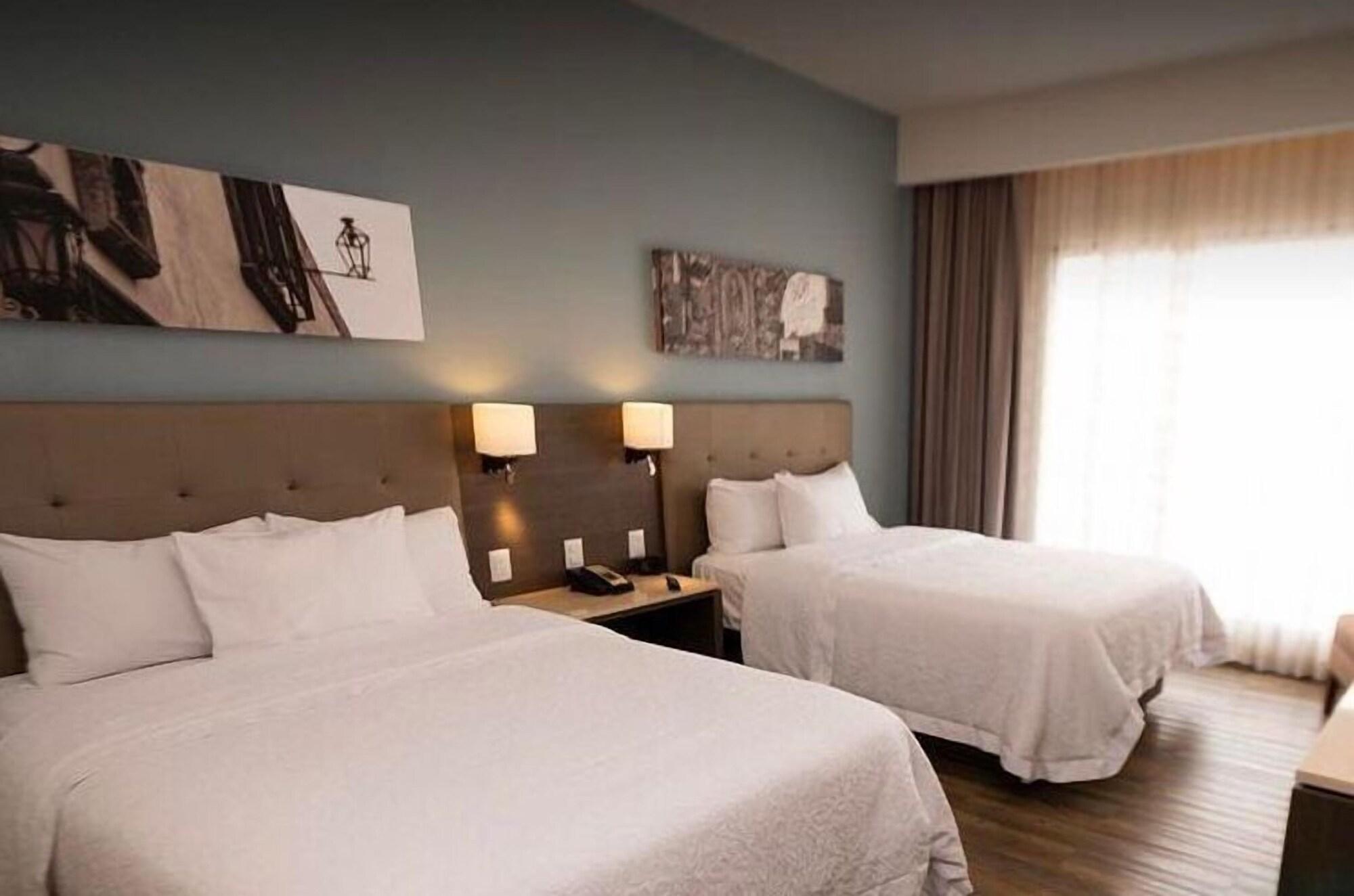 Hampton Inn By Hilton Celaya Celaya  Exterior photo