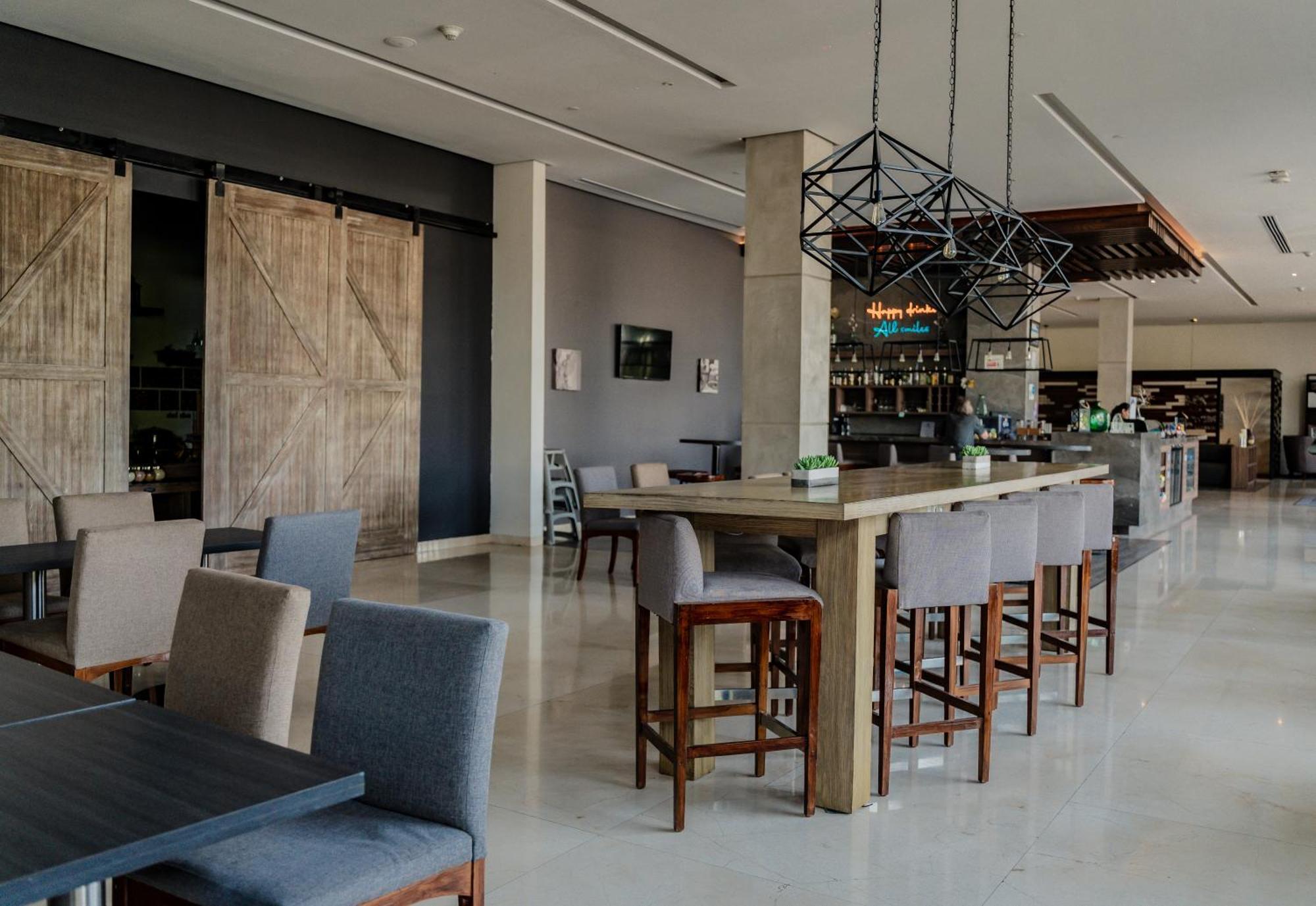 Hampton Inn By Hilton Celaya Celaya  Exterior photo