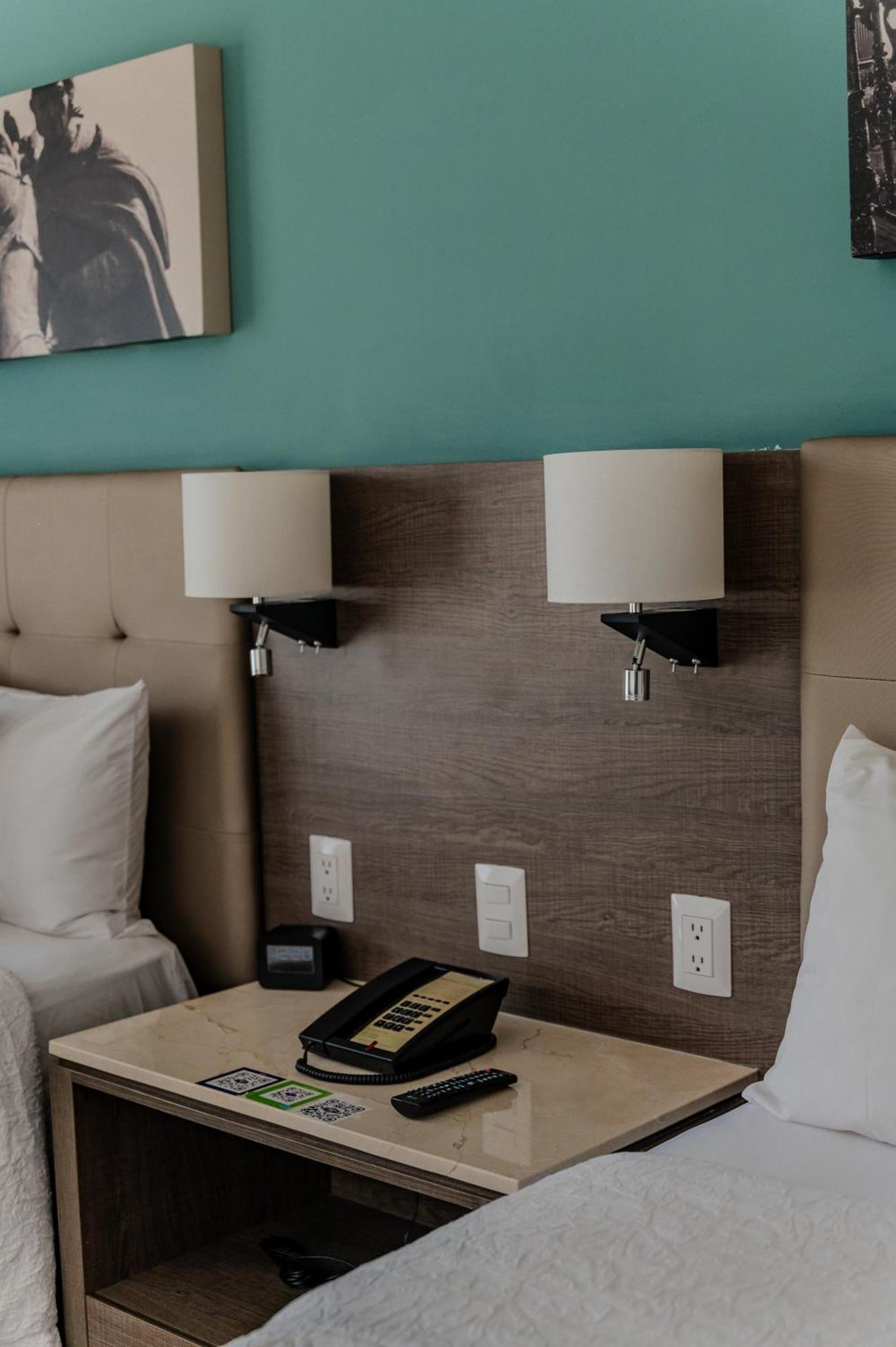 Hampton Inn By Hilton Celaya Celaya  Exterior photo